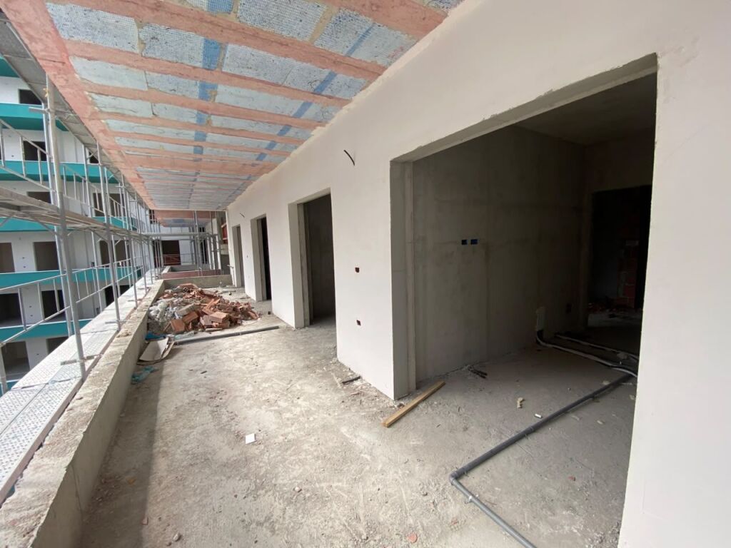 Shitet, Apartament 2+1, ish Fusha e Aviacionit . Empire74088