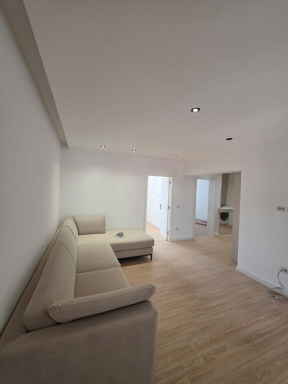 Apartment for rent 2+1 Kavaja Street