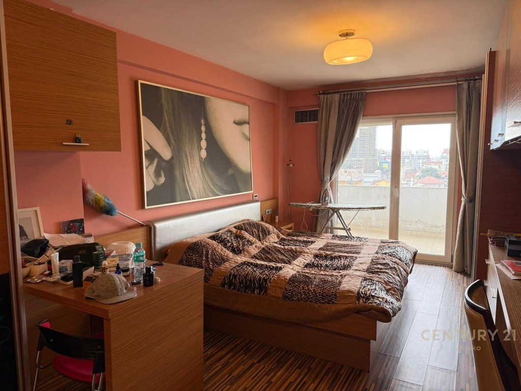 SHITET, APARTAMENT 2+1+2 ME GARAZH NE HYRJE TE DON BOSKO