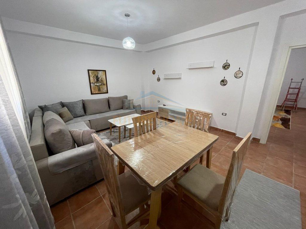 Affitto, Appartamento 1+1+POSTO AUTO , Shkoze , Tirane