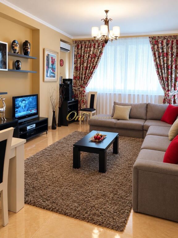 RRUGA KONGRESI I MANASTIRIT, APARTAMENT PER SHITJE 1+1