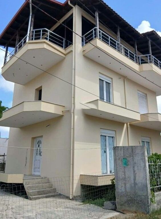 Shitet Vile 3-Kate Rruga Rilindja, Durres