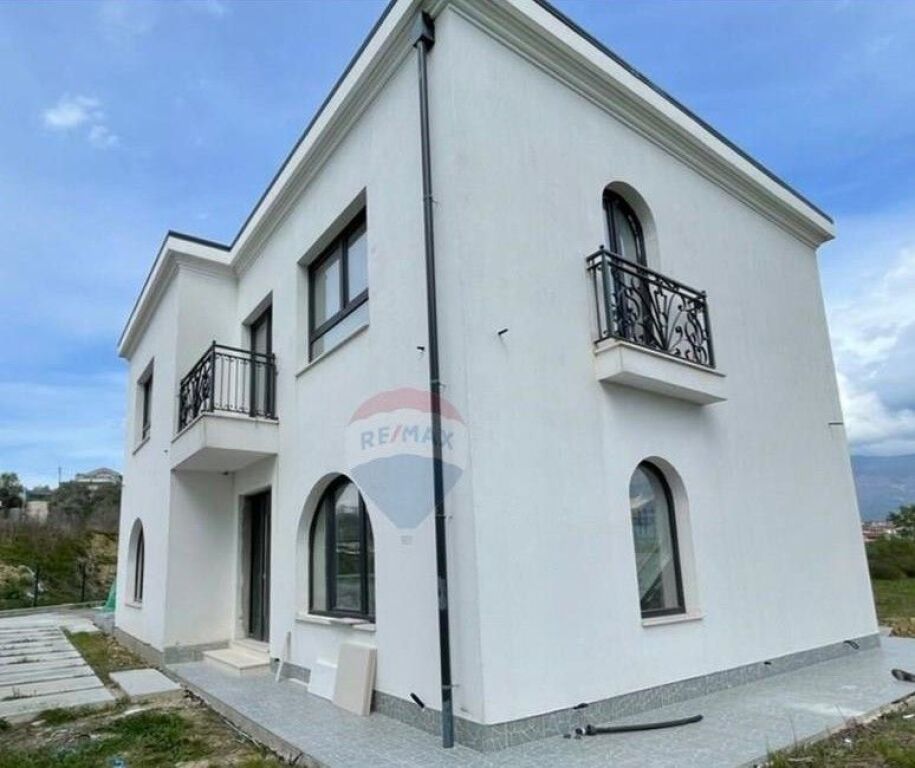 VILLA INDIVIDUALE IN VENDITA A MJULL BATHORE  ID: 530171024-119