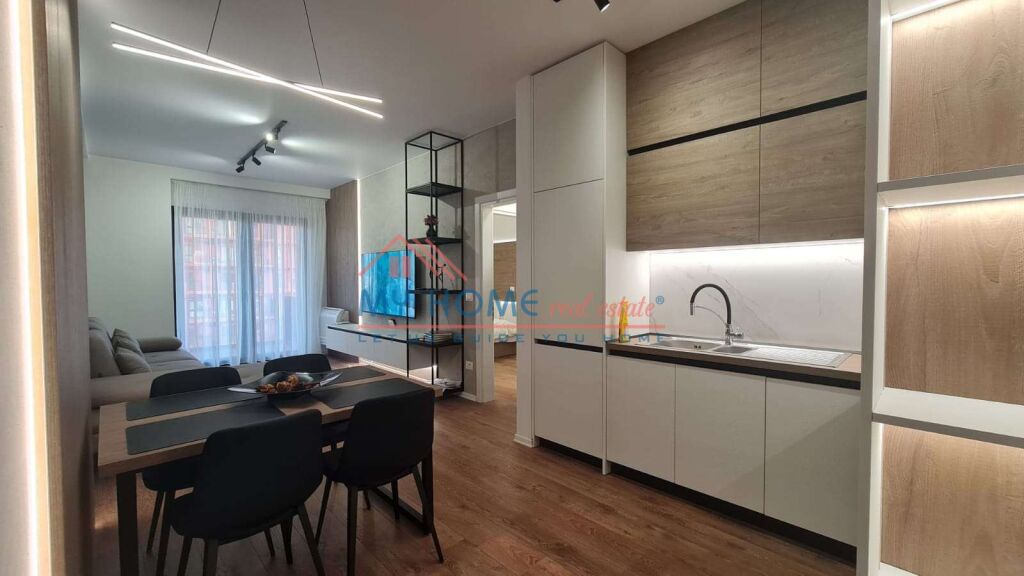 Appartamento 1+1 in affitto Via Kavaja, presso Garden Building a Tirana