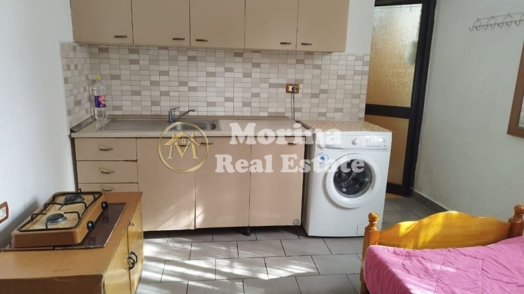 Rent | Shtëpi private 1 + 1 | Allias | 300 €/month