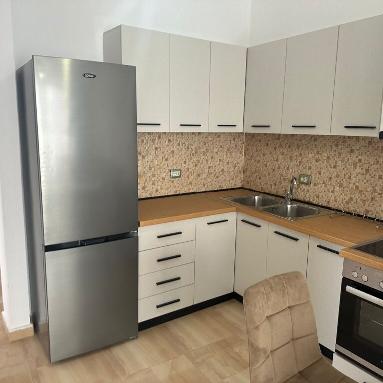 Apartament Me Qera 3+1+2 prane ish Venuse (ID B230165) Tirane.