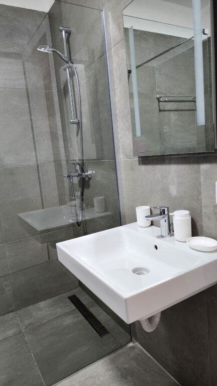 Apartment for rent 2+1+2 in Delijorgj