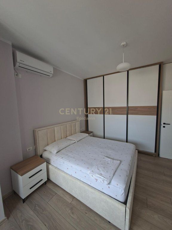 Apartament 1+1 me qera tek Poliklinika