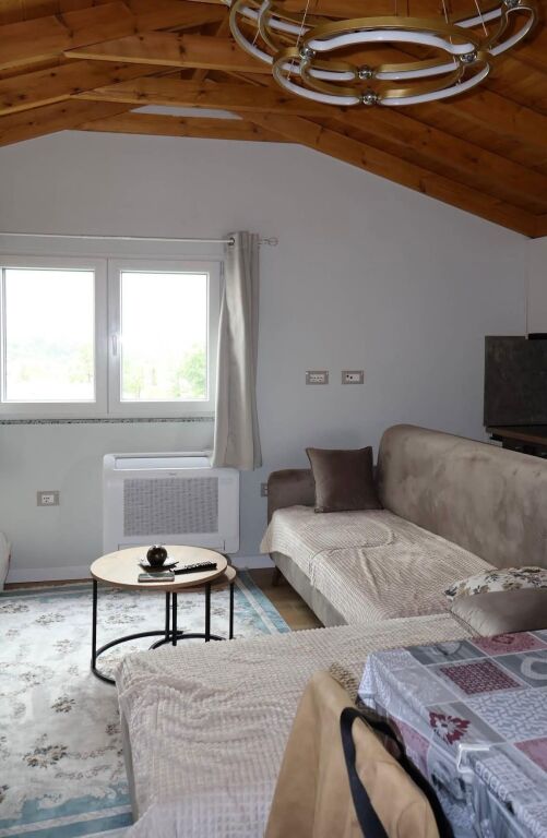 Jepet apartament 1+1+Post Parkimi me qira tek Rruga 3 Vellezerit Kondi , Vilat Gjermane , Qyteti Studenti