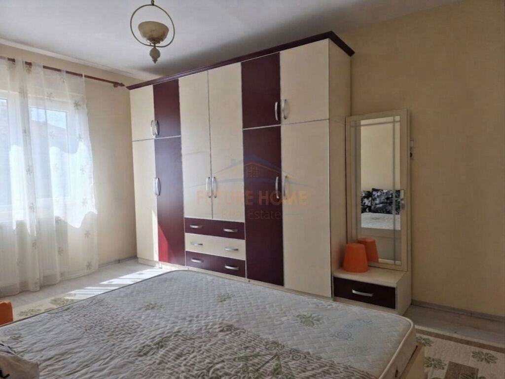 Qira, Apartament 2+1, Ish Parku i Autobusave, Tiranë