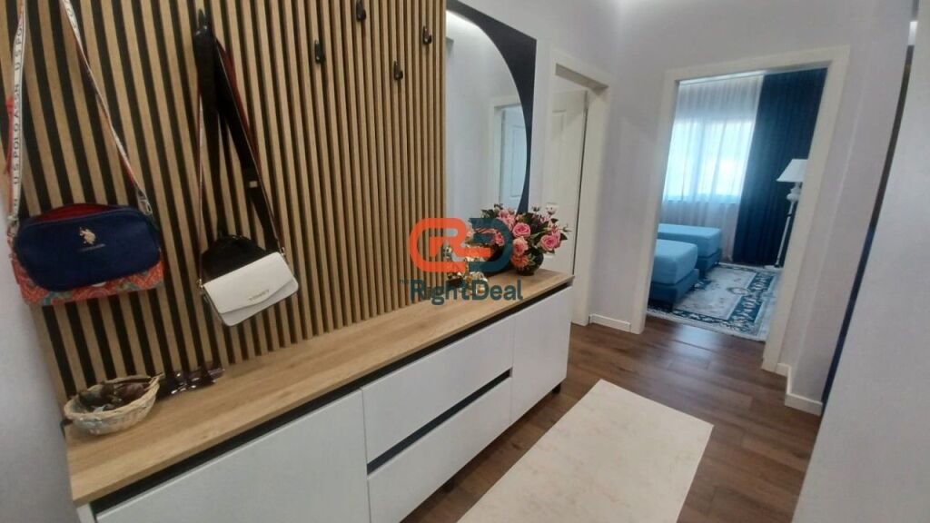 Prane Brrylit, Shitet Super Apartament 2+1, I Investuar Totalisht Gati Per Banim !!!