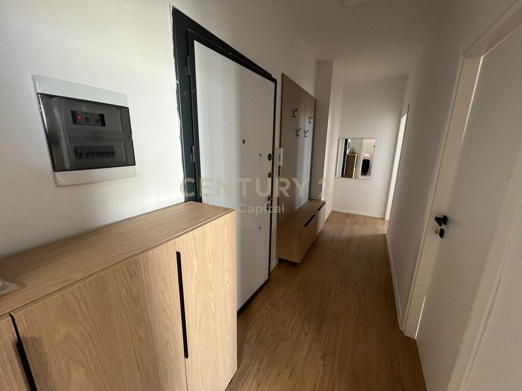 Apartament 2+1 per qera prane SPAK! 95'000 Leke.