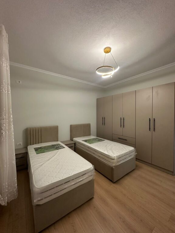 Apartament 1+1 me qira –  universiteti i UET - Porcelan !