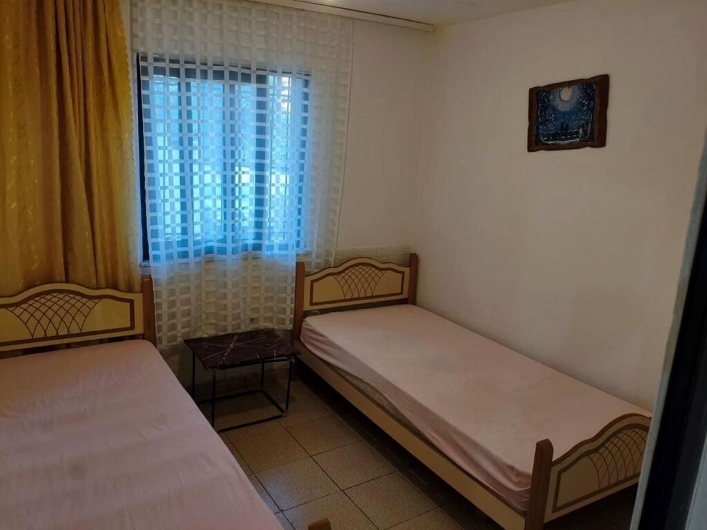 GARSONIERE 20,000 LEKE QYTET STUDENTI