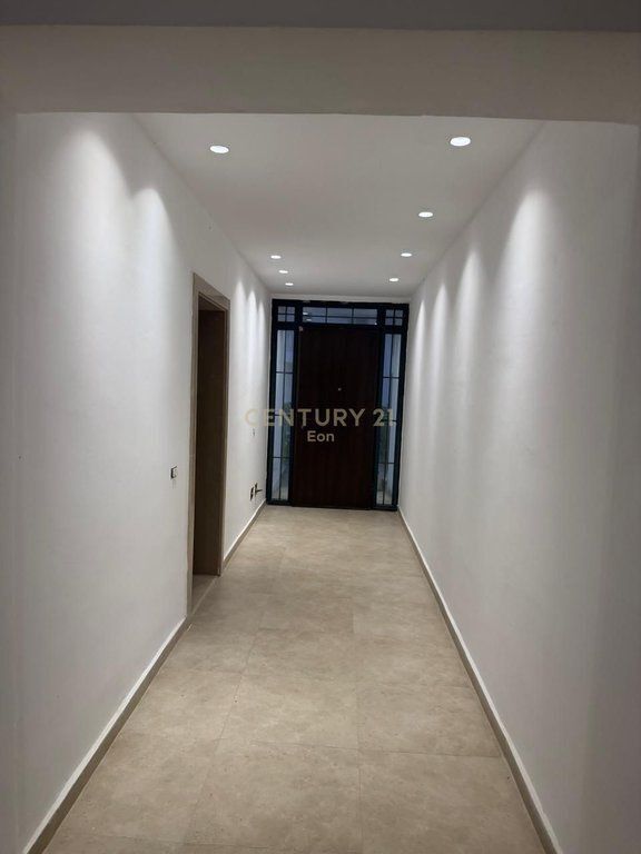 APARTMENT FOR SALE IN THE DYRRAKIUM RESIDENCE, CURRILA !