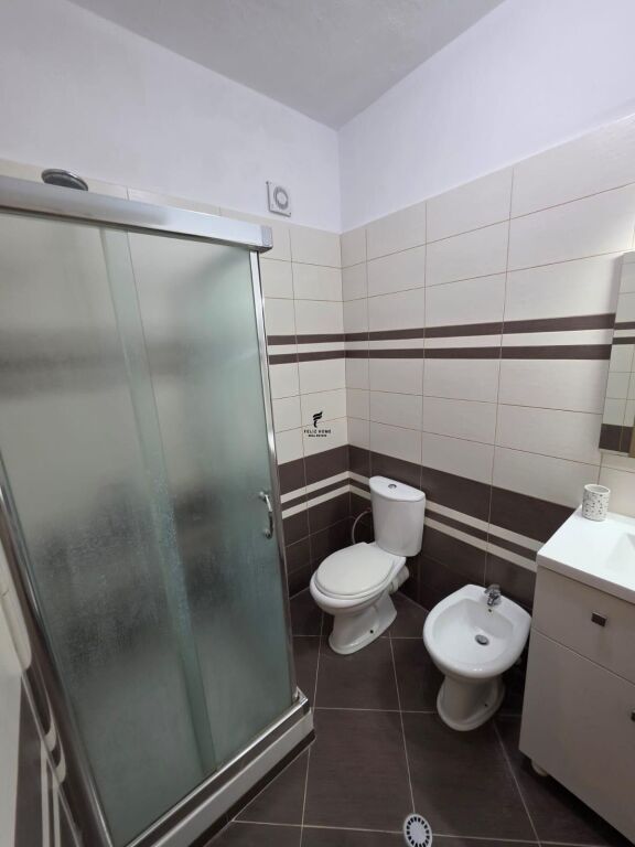 APARTAMENT ME QERA 3+1+2 BRRYLI 85.000 LEKE FH-93113