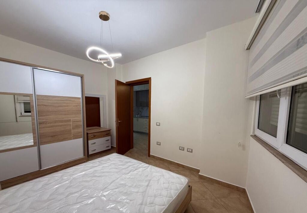 Rent | Apartament 1 + 1 | Rruga Siri Kodra | 600 €/month