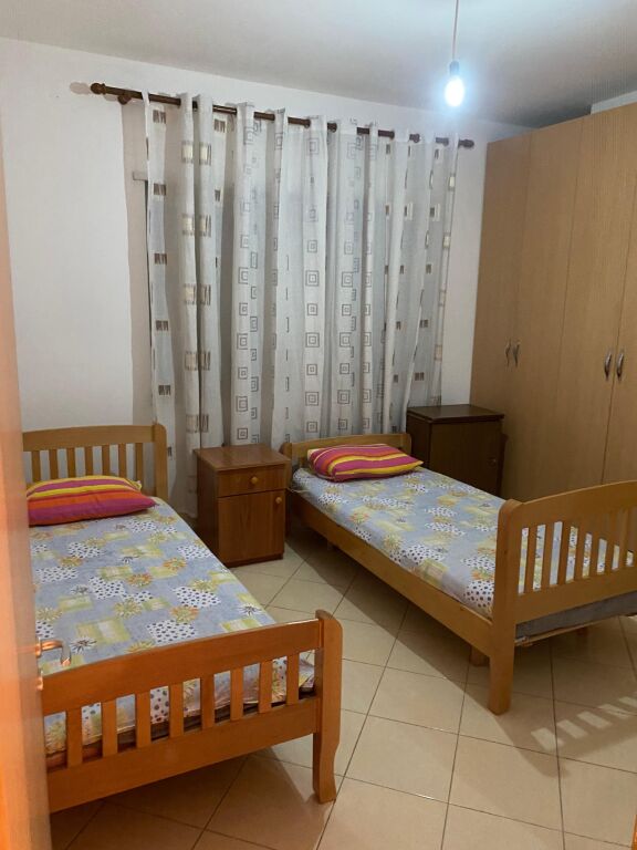Apartament 2+1 per qera ne Fresk !