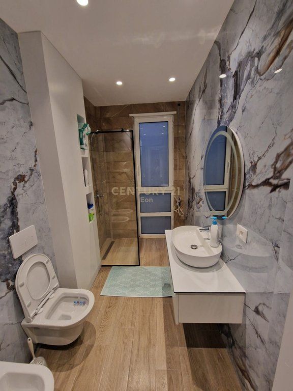 APARTAMENT 1+1 ME QERA NE SAN PIETRO!