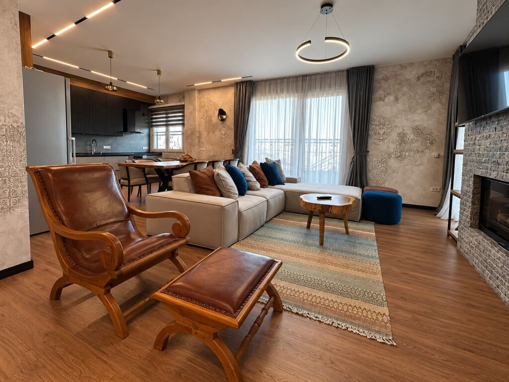 Rent, Apartment 2+1+parking, Near Delijorgji Complex !