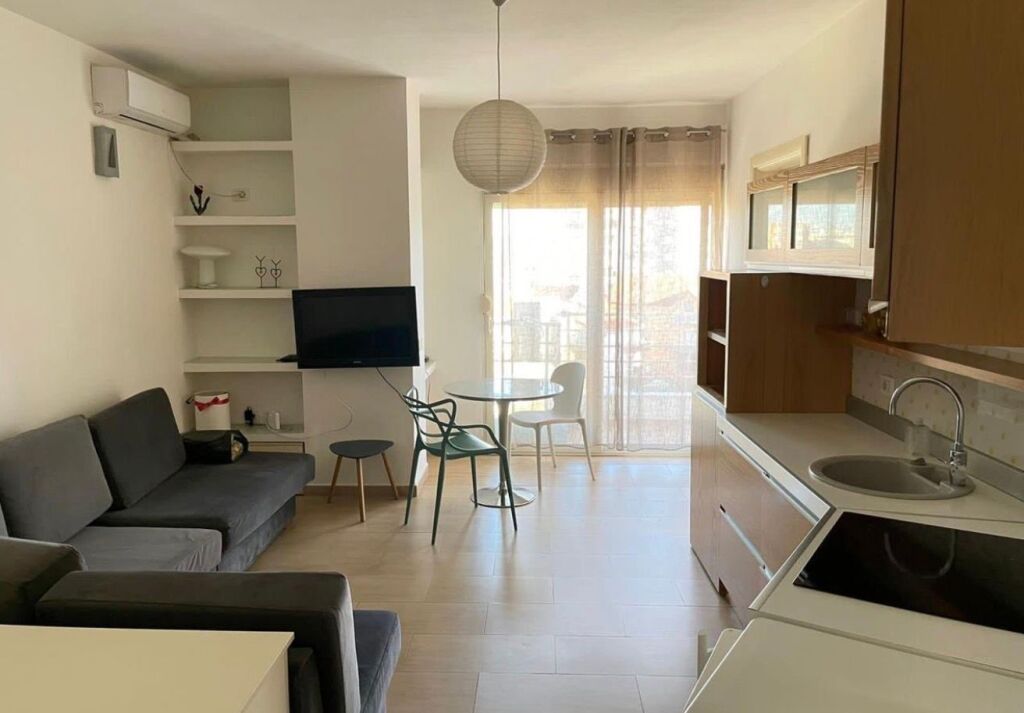 Paris Commune, 1+1 apartment for rent!