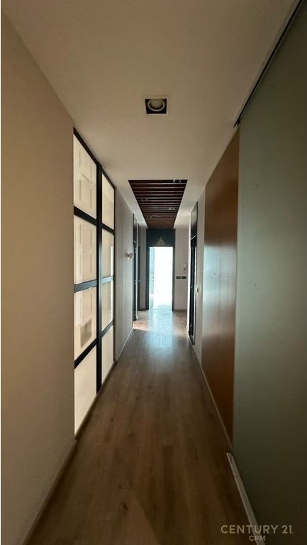 Ambient Premium për Qira Pranë Coin, Tiranë - 7000€ | 308.3 m² 7,000 € /Muaj