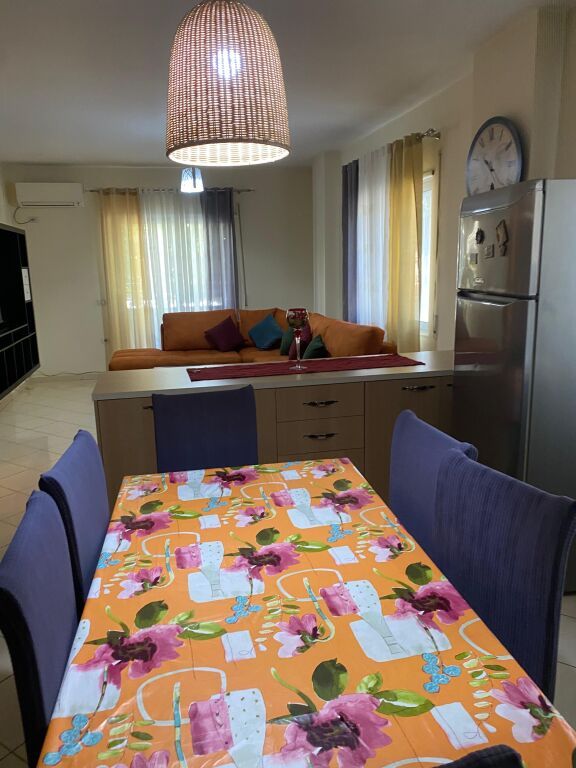 Apartament 2+1 per qera ne Fresk !