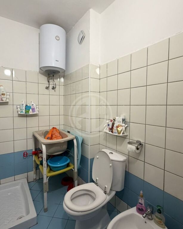 🏡 Apartment 1+1 for Sale – Shkëmbi i Kavajës