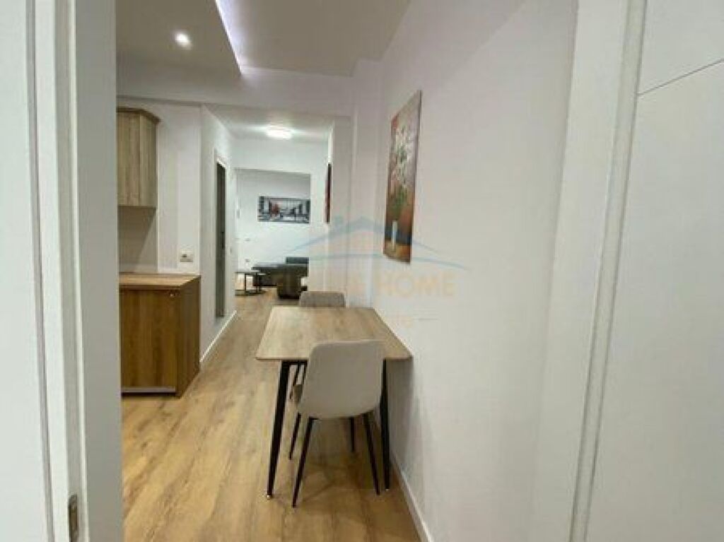 Shiten, 2 Apartamente 1+1, 2+1+2, Myslym Shyri, Tiranë.