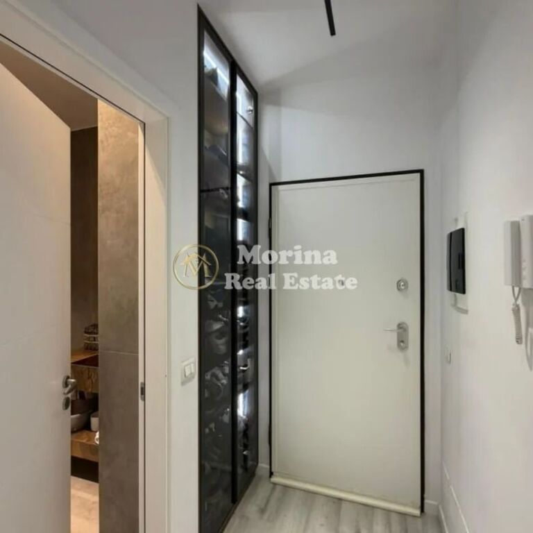 Qera | Apartament 2 + 1 | Rruga 5 Maji – Emerald Center| 1000 €/muaj