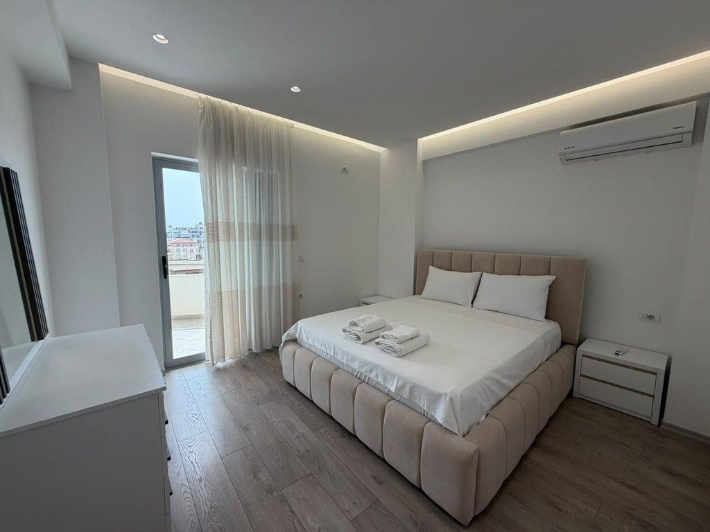SARANDË, SHESIM APARTAMENT 2+1+2