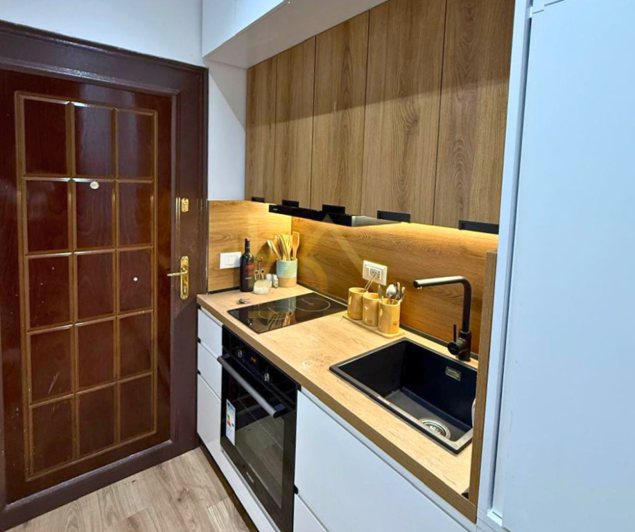 VENDESI STUDIO – RROTA E KUQE, DURRËS