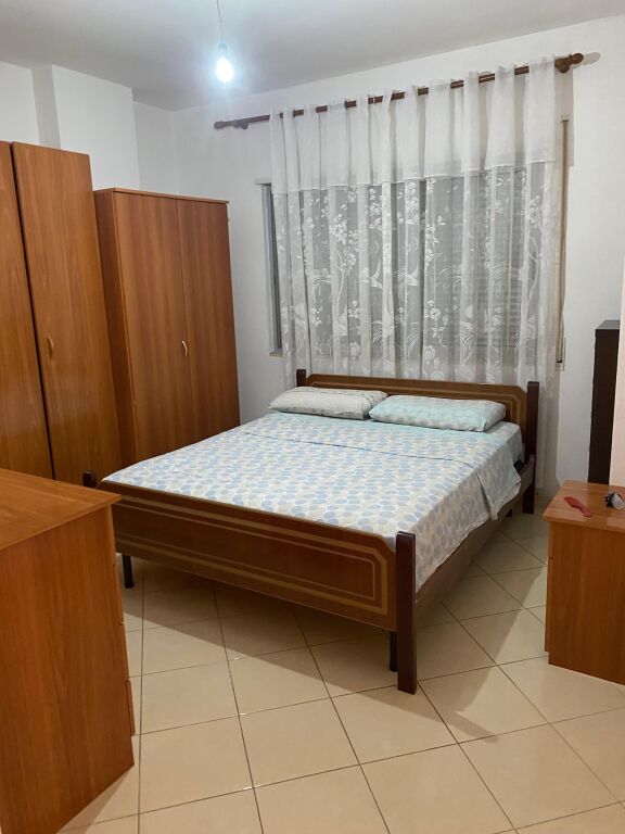 Apartament 2+1 per qera ne Fresk !