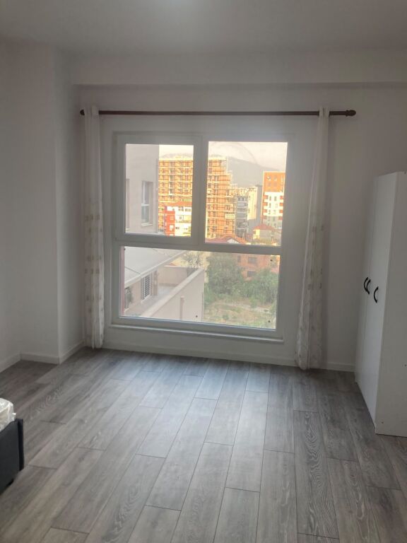 For rent 2+1 Aura Complex Lapraka 70,000 lek