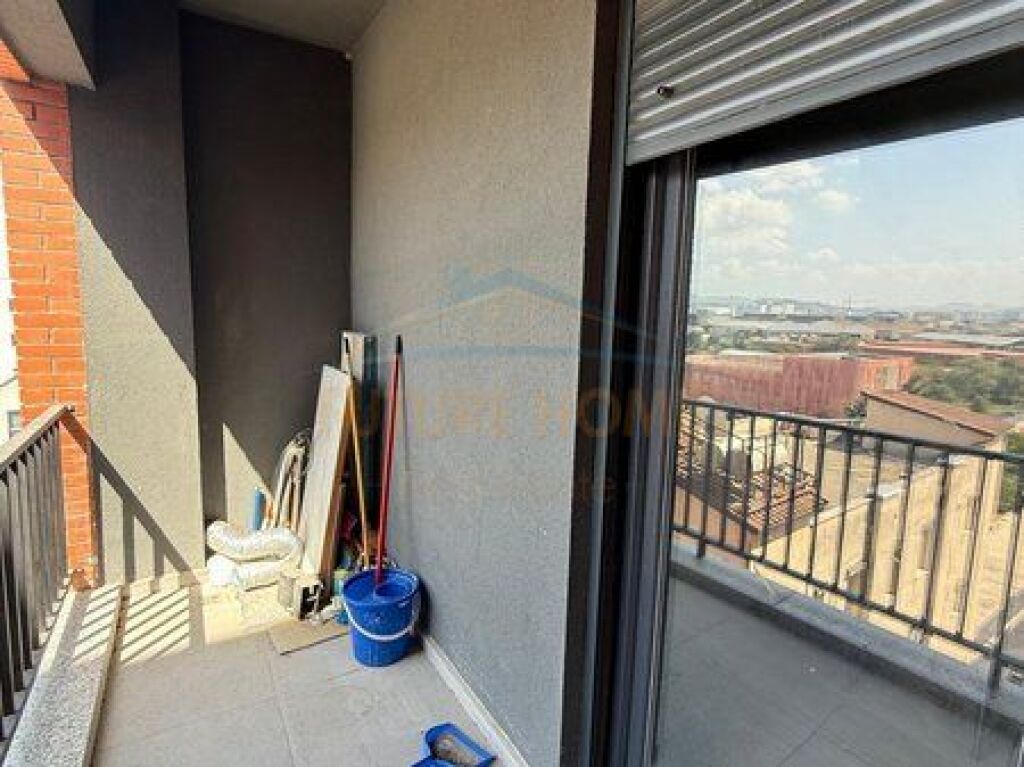 Shitet, Apartament 1+1, Paskuqan, Tirane.