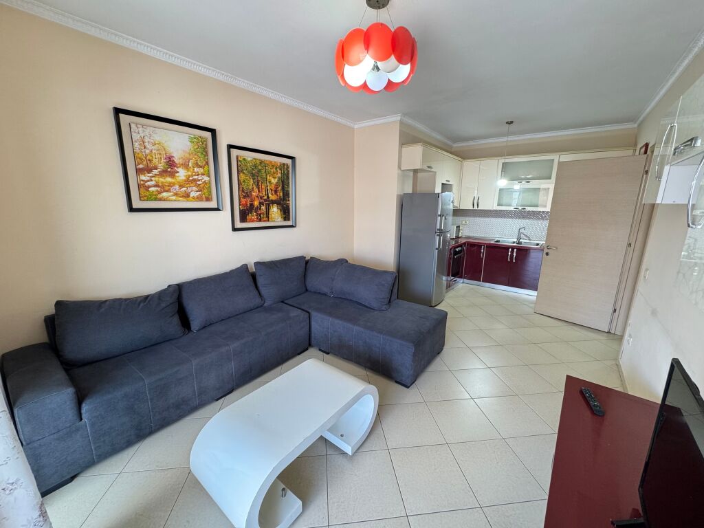 APARTAMENT 1+1 PER QIRA NE ASTIR