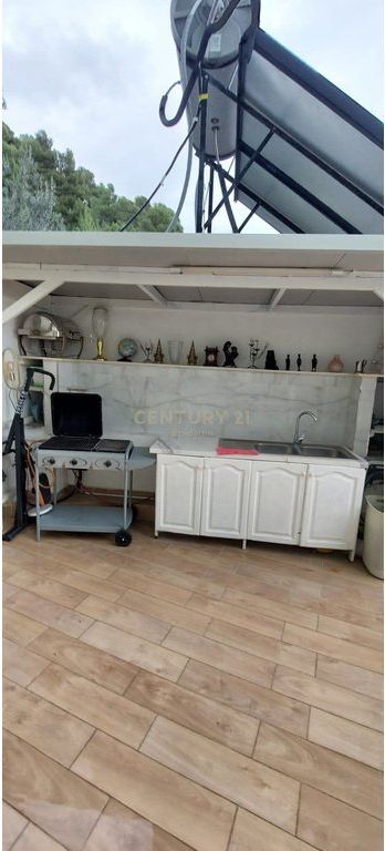 Luxury Apartment with Veranda and Sea View – For Rent