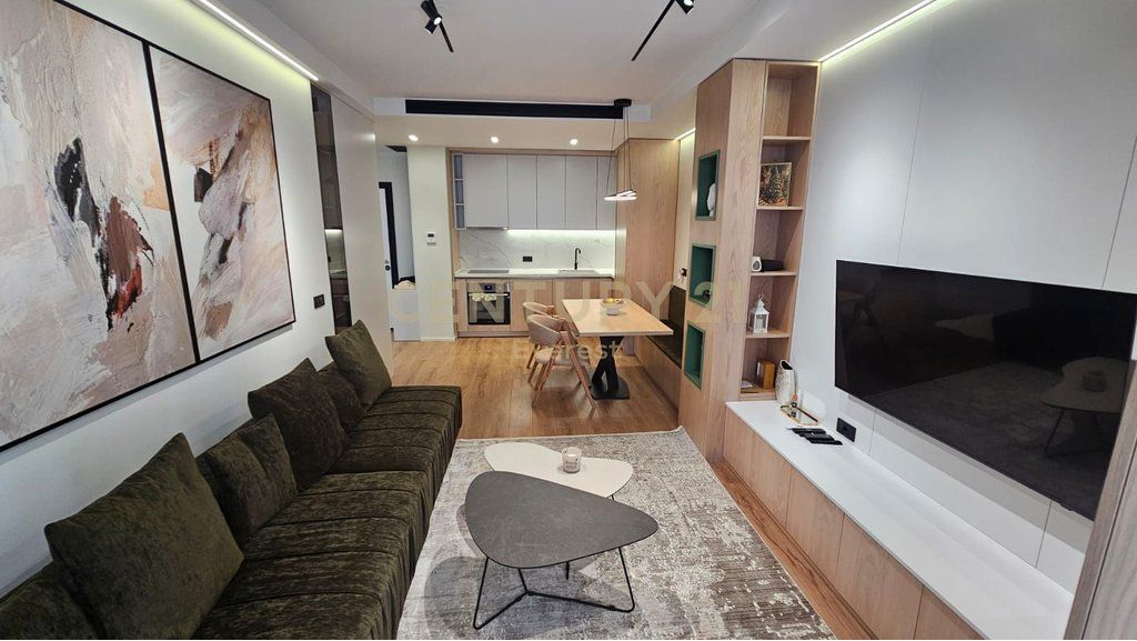 "Golden Tower Residence" – Appartamento Premium 1+1 in Affitto