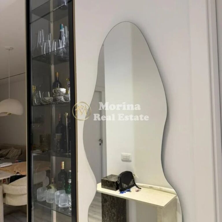 Qera | Apartament 2 + 1 | Rruga 5 Maji – Emerald Center| 1000 €/muaj