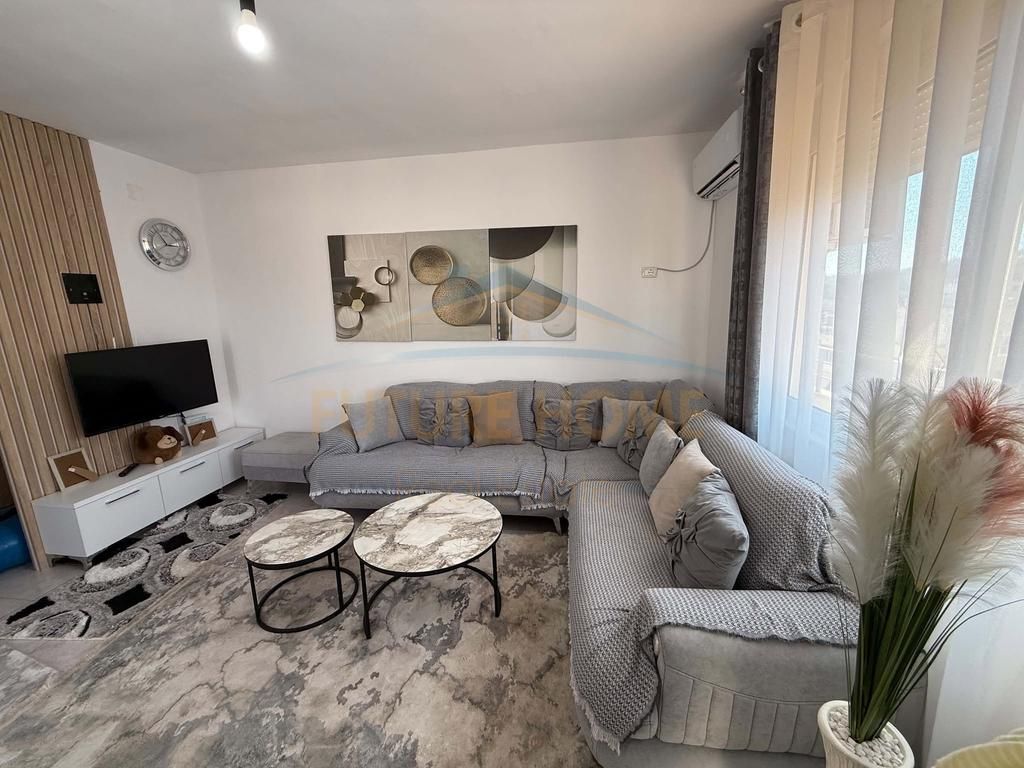 Rent, Apartment 1+1 + Veranda, Fratari Complex, New Ring, Tirana