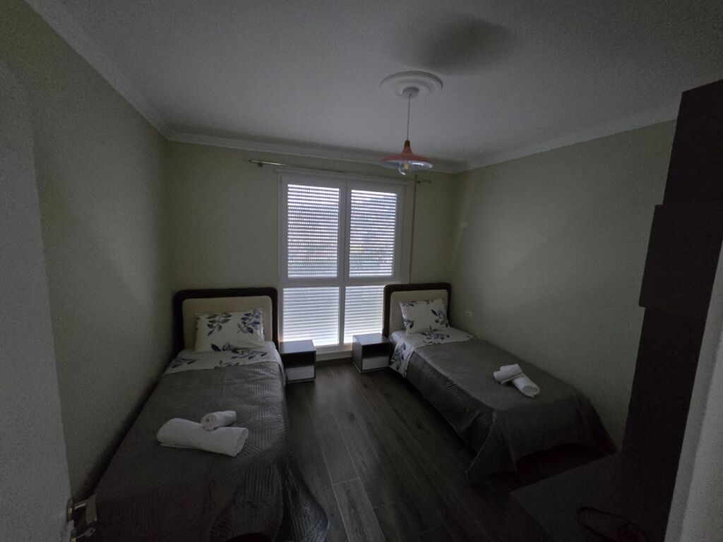 Apartament 2+1+2 per qira rruga Hamdi Pepo