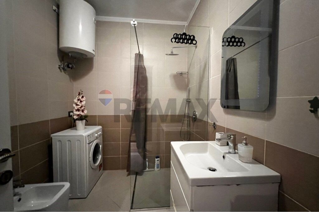 Appartamento 1+1 in affitto in Via Mine Peza!