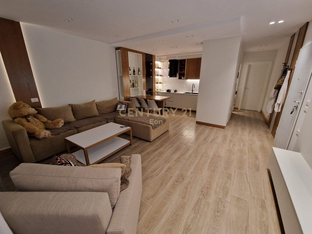 APARTAMENT 1+1 ME QERA NE SAN PIETRO!