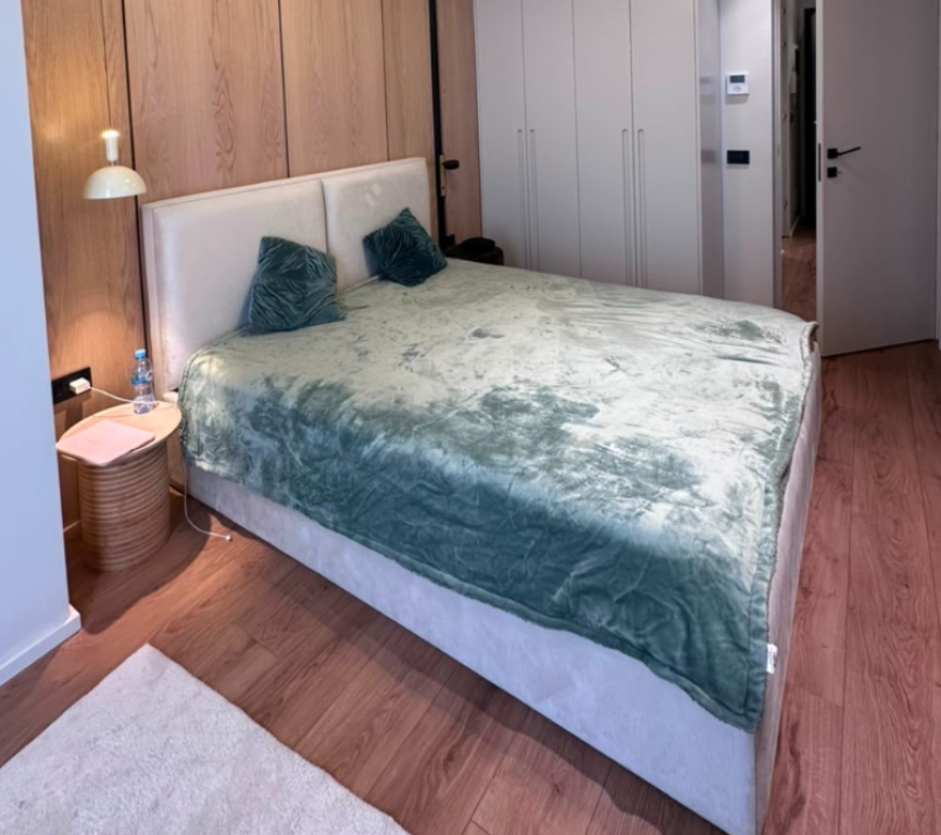 Jepet apartament 1+1 me qira tek Rezidenca Golden Tower , Rruga Mine Peza , Rruga e Durresit , Zogu i Zi .