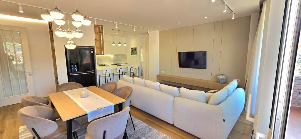 Apartment for rent 2+1+2 Dry Lake