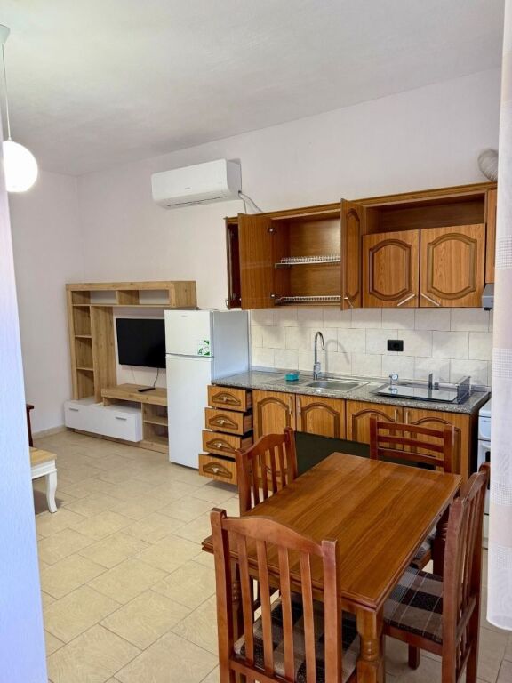 APARTMENT 1+1 35,000 LEKE ASTIR
