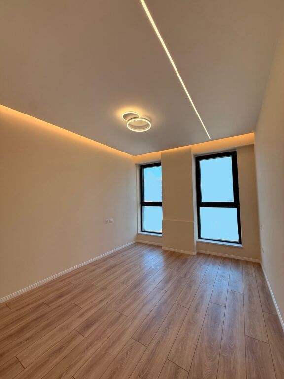 Apartment 2+1+2+Parking Space for sale at Bulevardi i Ri, former Train Station.
