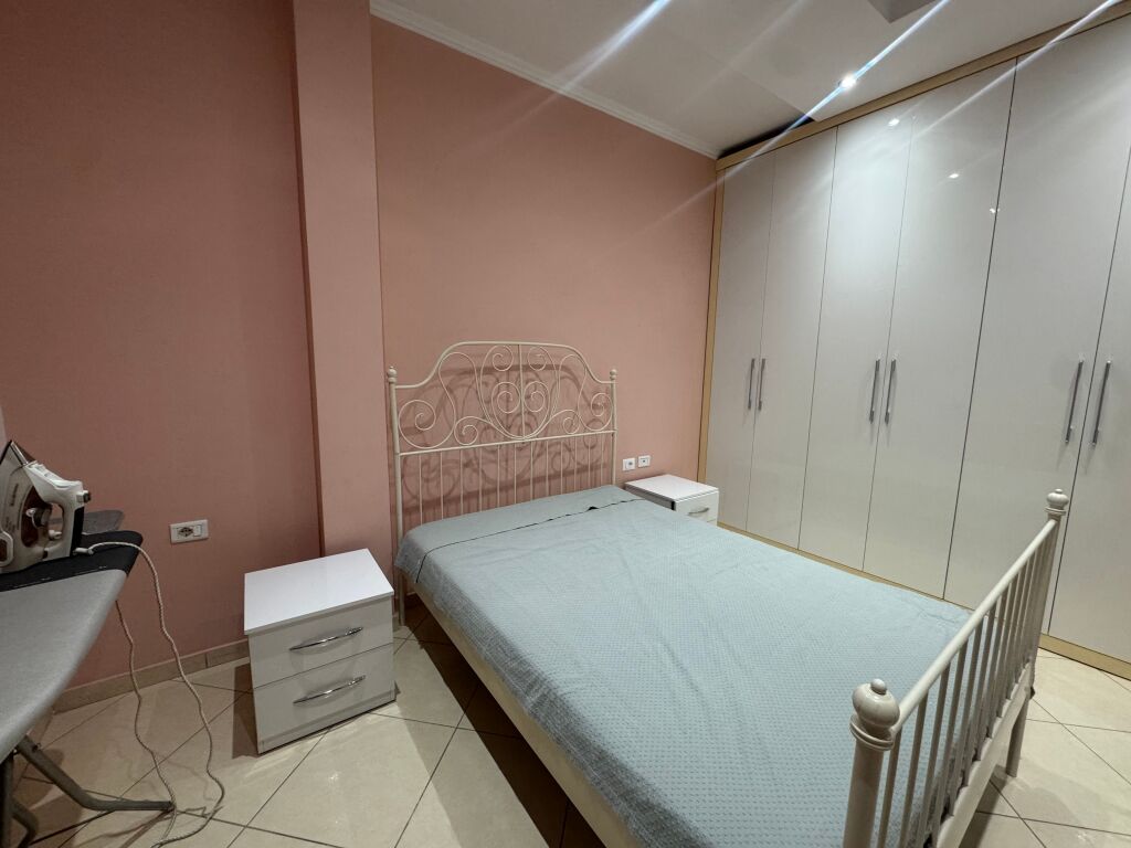 Apartament 3+1 me qira tek vilat Gjermane!