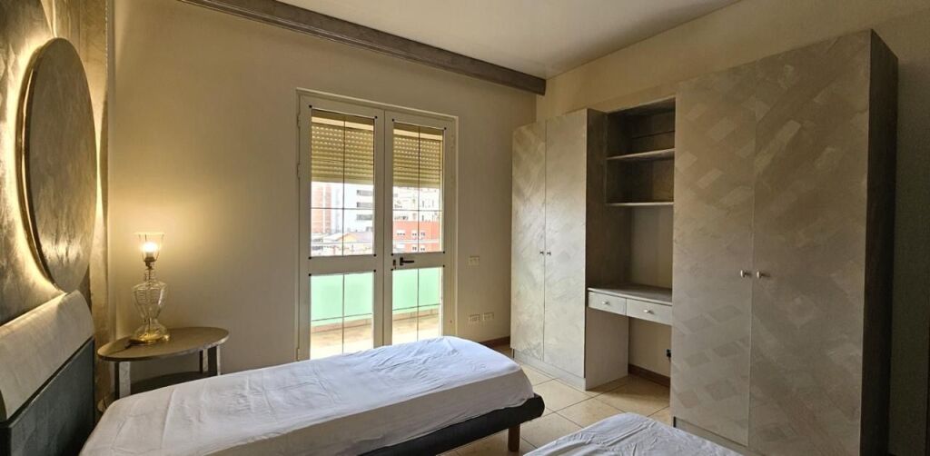 Appartamento 2+1 in affitto Via Durazzo 800€