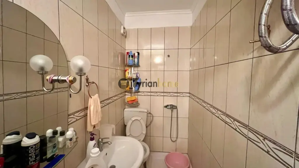 Ekskluziv, shitet Apartament 2+1 + ballkon , " Golem ", Durrës.